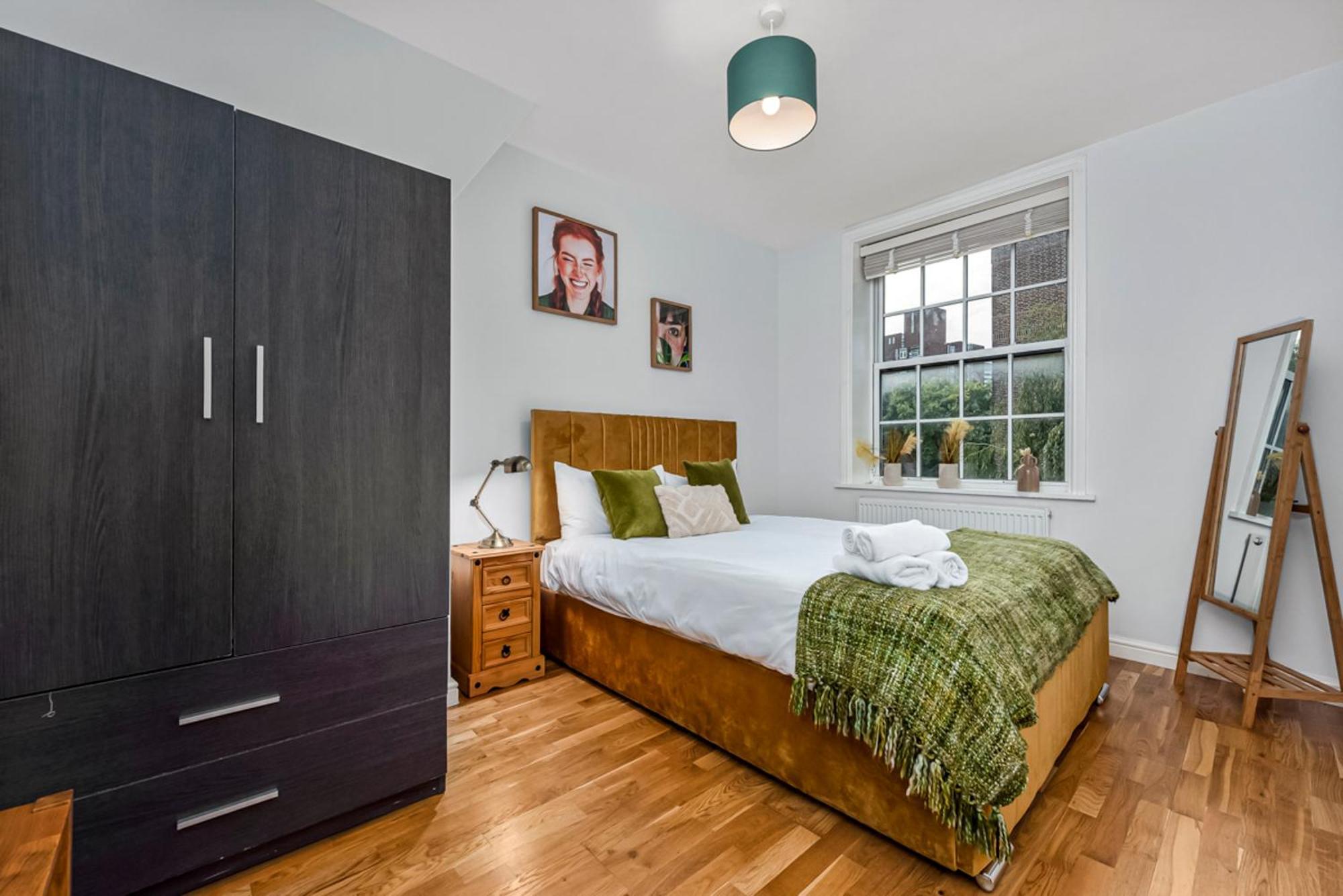 Stunning Modern 2 Bed Near Eye Appartamento Londra